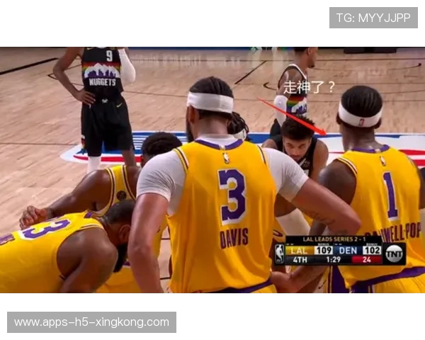 关键比赛纷争升级!对手弃战术犯规引发赛场风云 关键比赛纷争升级!对手弃战术犯规引发赛场风云