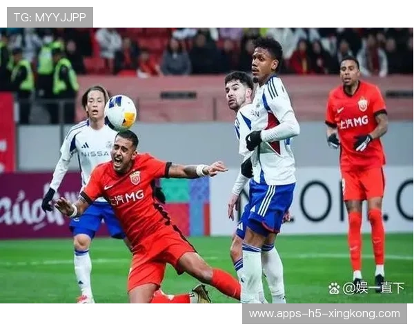 长春亚泰两侧压制火力拉满,使对方难以组织 长春亚泰两侧压制火力拉满,使对方难以组织