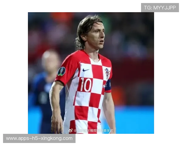 莫德里奇调度称霸中路