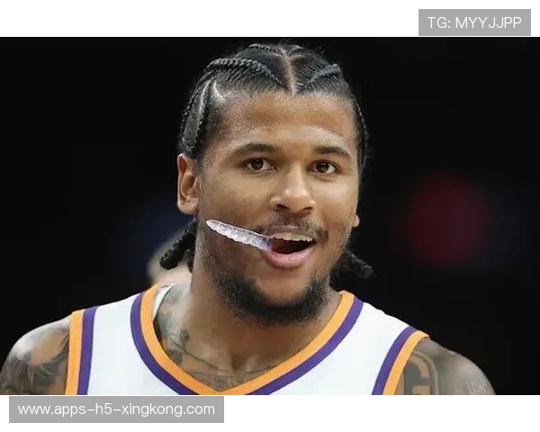 格林暴走模式点燃场面,休城再度扩大差距